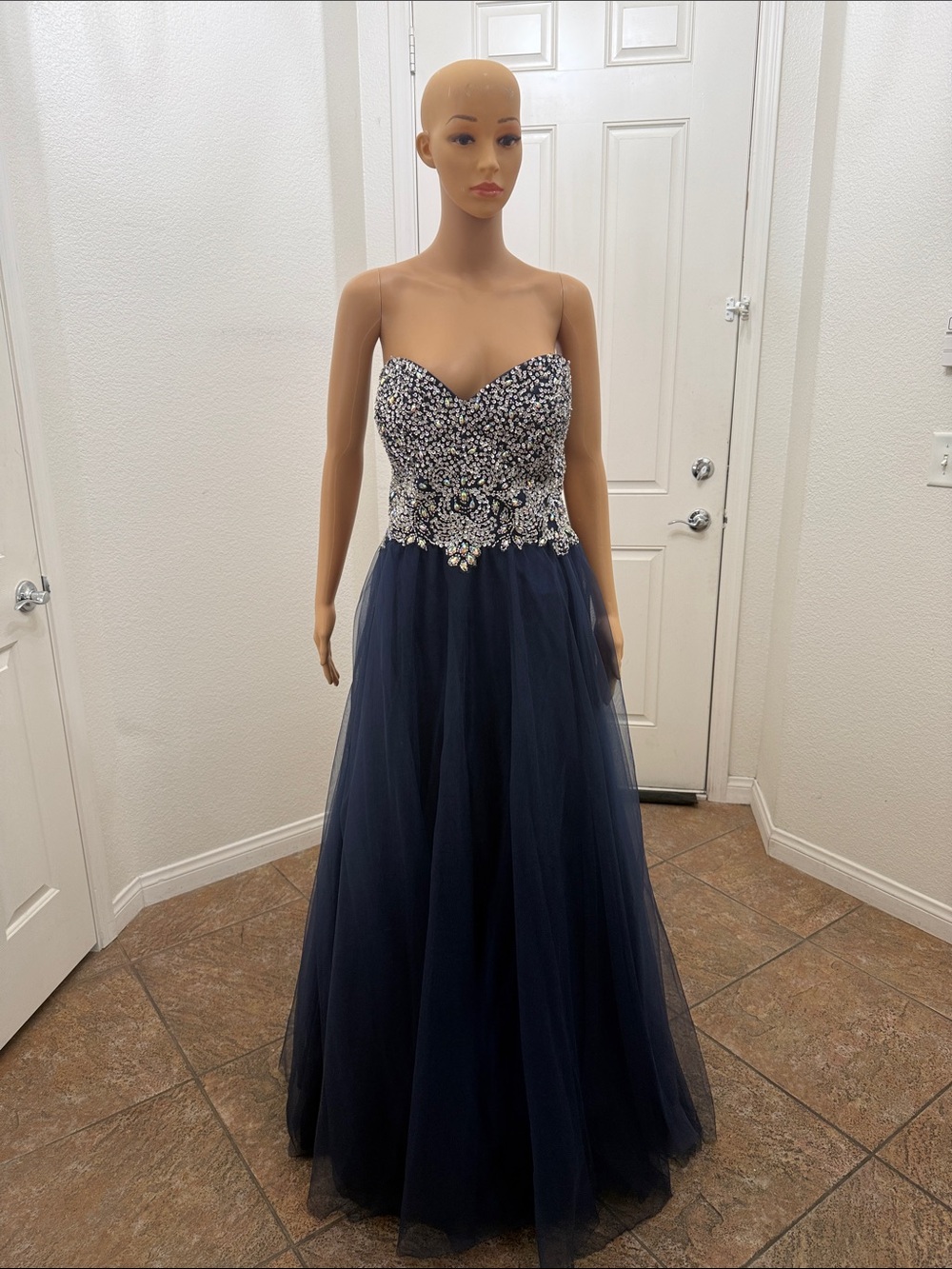Cecily Brown 1X Strapless Navy Evening Gown Rhinestone Sequin Sweetheart Bodice